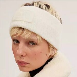 Coach Cream Cable Knit Headband NWT